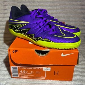 Nike Jr Hypervenmon phelon II Indoor soccer cleats